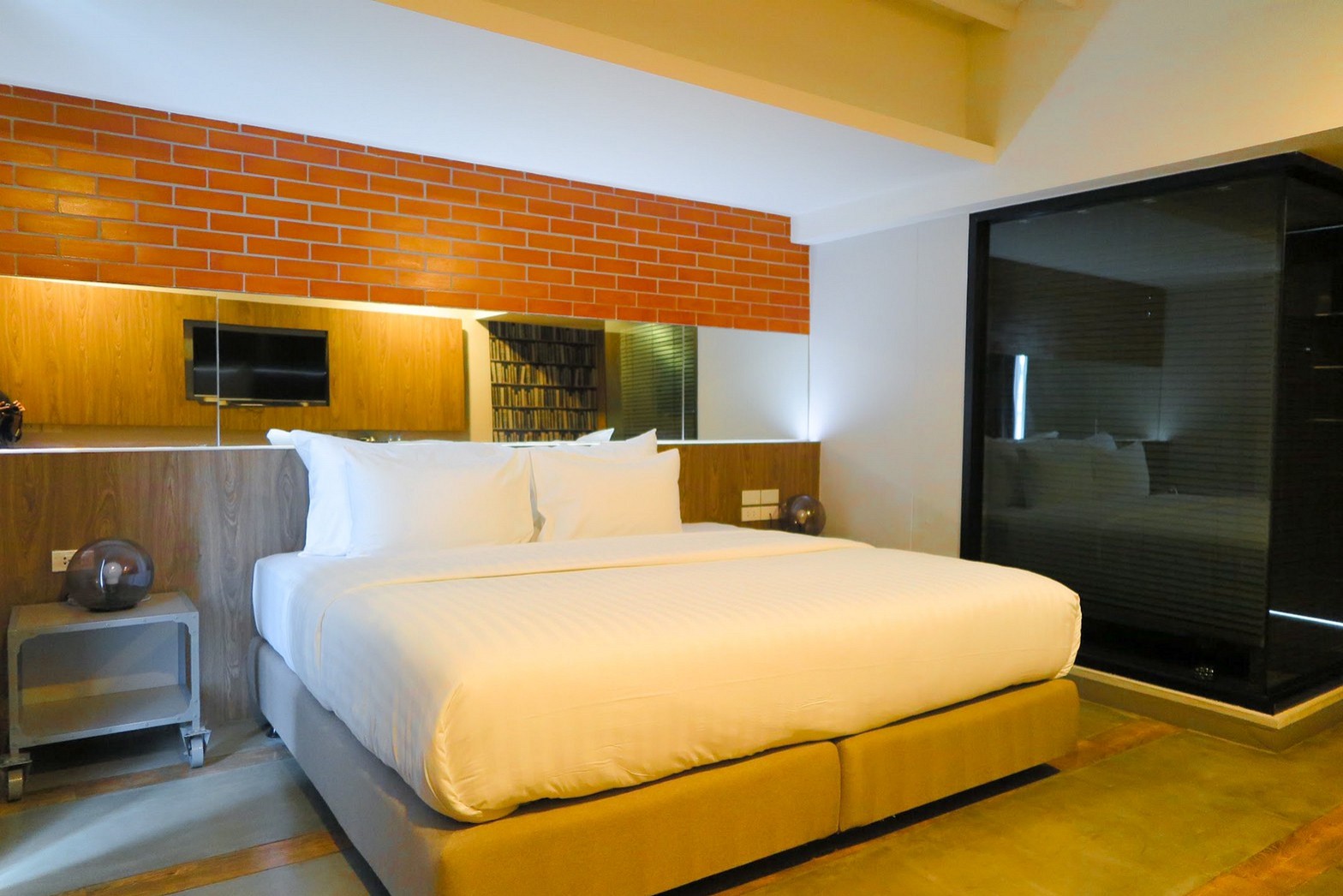 V20 Boutique Hotel