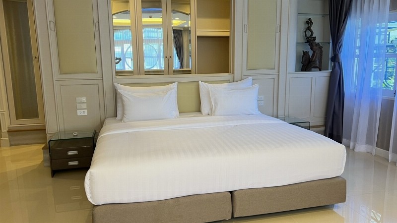 V20 Boutique Hotel